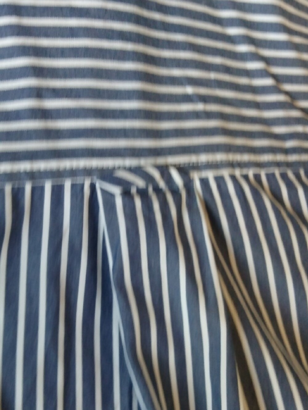 Everlane Navy and White Striped Top - Picture 12 of 12